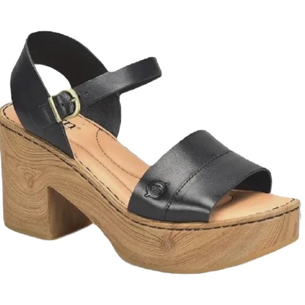 EUC BORN Platform Buckle Sandals, Black Size 8
